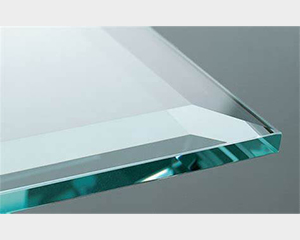 Asymmetrical Thickness Glass